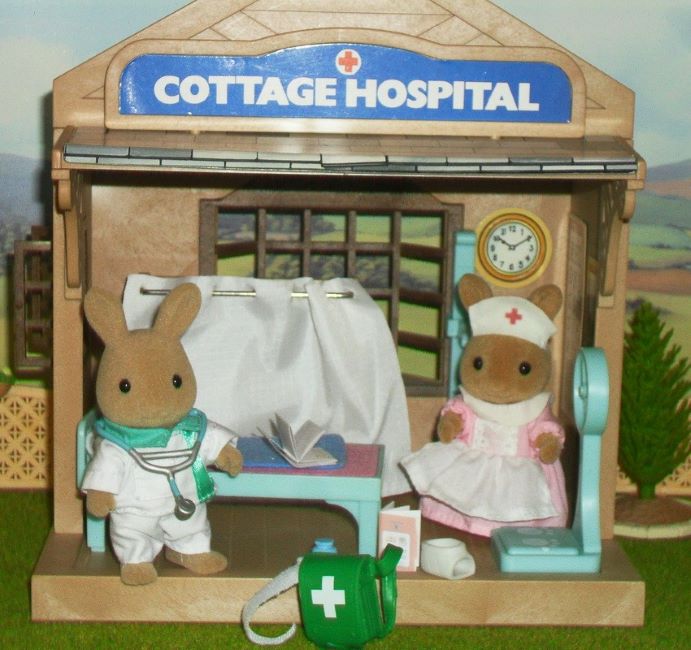 Sylvanian Families Doctors and Nurses Uniforms